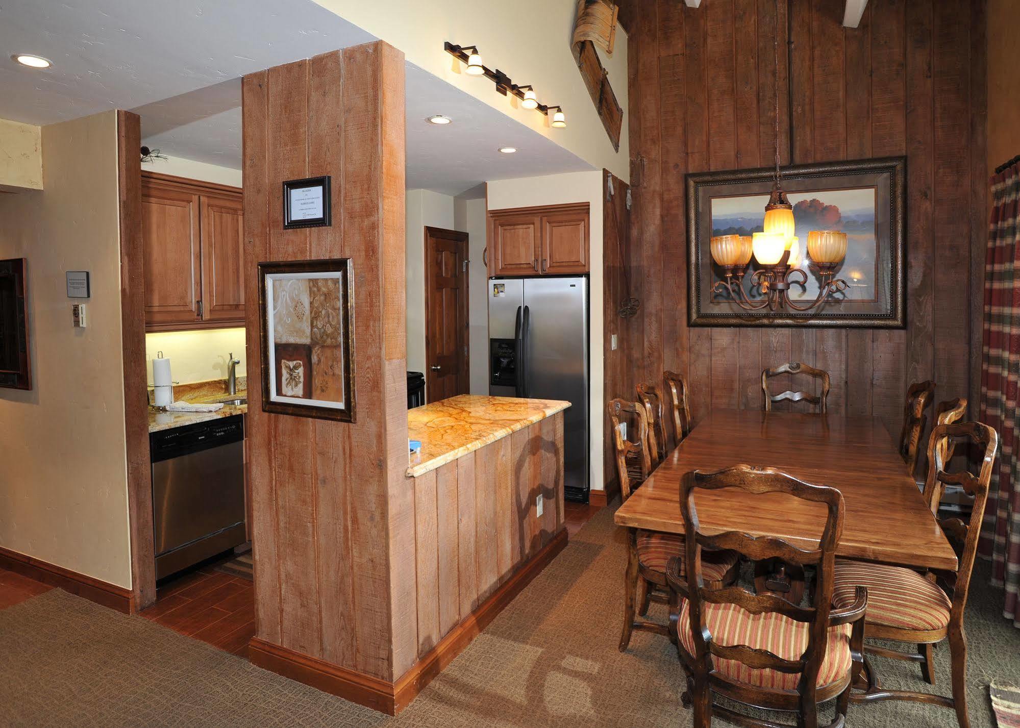 Vantage Point Lionshead By Berkshire Hathaway Vail Exterior photo